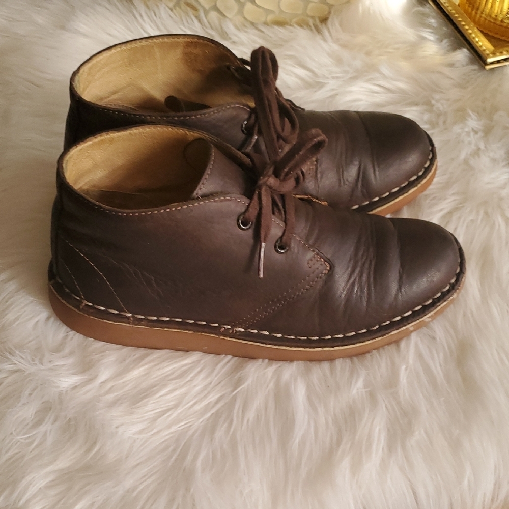 L.L. Bean Dark Brown Chukka Boots - Picture 4 of 15
